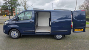 2018 Ford Transit Custom 2.0 320 Ecoblue Trend L1 H1 Euro 6 5dr in Blue — image 5