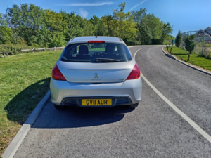 2011 Peugeot 308 1.6 Hdi Access in Silver — image 3