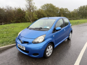 2009 Toyota Aygo 1.0 Vvt-I Blue in Blue — image 2