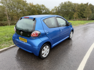 2009 Toyota Aygo 1.0 Vvt-I Blue in Blue — image 4
