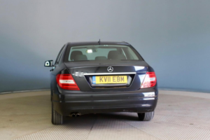 2011 Mercedes-Benz C Class 1.8 C180 Blueefficiency Se Auto Euro 5 4dr in Black — image 5