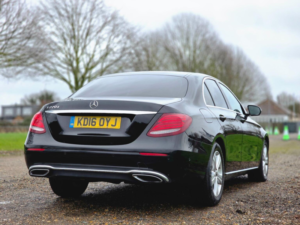 2016 Mercedes-Benz E Class 2.0 E220d Se G-Tronic+ Euro 6 (s/s) 4dr in Black — image 6
