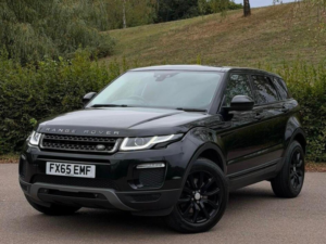 2016 Land Rover Range Rover Evoque 2.0 Td4 Se Tech Auto 4WD Euro 6 (s/s) 5dr in Black — image 5