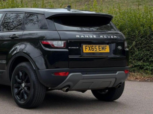 2016 Land Rover Range Rover Evoque 2.0 Td4 Se Tech Auto 4WD Euro 6 (s/s) 5dr in Black — image 6