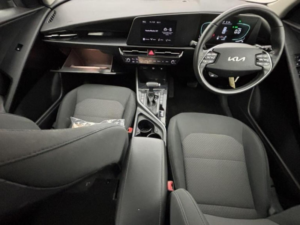 2023 Kia Niro 1.6h Gdi 2 Dct Euro 6 (s/s) 5dr in Grey — image 5