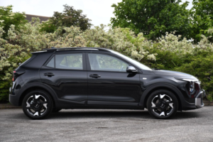 2026 Kia Stonic 1.0 T-Gdi Pure SUV 5dr Petrol Dct Euro 6 (s/s) (98 Bhp) in Black — image 2