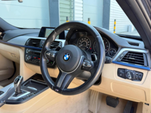 2013 BMW 3 Series 3.0 330d M Sport Touring Auto Xdrive Euro 5 (s/s) 5dr in Black — image 2