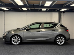 2017 Vauxhall Astra 1.6 Cdti Ecoflex Tech Line Euro 6 (s/s) 5dr — image 2