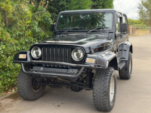 2001 Jeep Wrangler Tj 4.0l Sahara Edition in Black — image 3