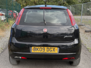 2009 Fiat Grande Punto 1.4 Grande Punto Active 1.4 8v 3dr in Black — image 6