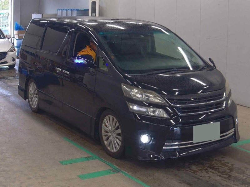 2012 Toyota Vellfire 2.4z G Edition in Black — image 1