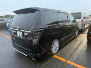 2012 Toyota Vellfire 2.4z G Edition in Black — image 6