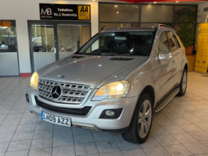 2009 Mercedes-Benz M Class 3.0 Ml280 Cdi Sport in Silver — image 5