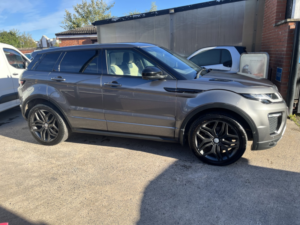 2017 Land Rover Range Rover Evoque 2.0 Td4 Hse Dynamic Lux in Grey — image 3