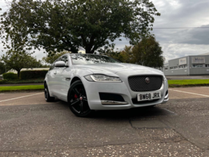 2018 Jaguar Xf 2.0 Xf Portfolio D AWD Auto 4WD 5dr in White — image 5