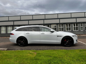 2018 Jaguar Xf 2.0 Xf Portfolio D AWD Auto 4WD 5dr in White — image 6