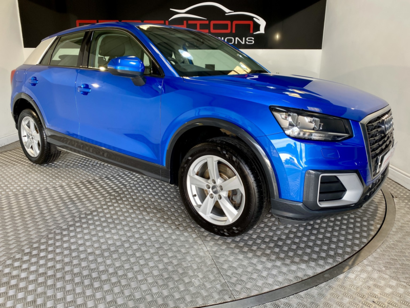 2019 Audi Q2 1.6 Tdi 30 Sport in Blue — image 1