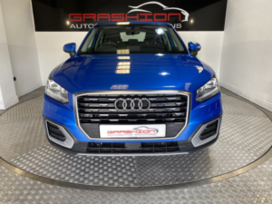 2019 Audi Q2 1.6 Tdi 30 Sport in Blue — image 2