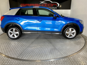 2019 Audi Q2 1.6 Tdi 30 Sport in Blue — image 5