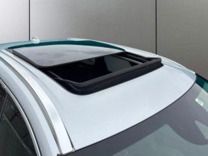 2019 Volvo Xc60 2.0 T5 Inscription Pro Auto AWD Euro 6 (s/s) 5dr in Silver — image 3