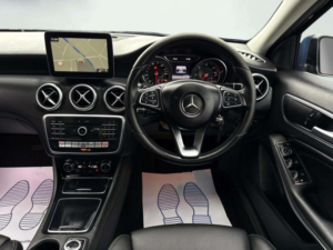 2017 Mercedes-Benz A Class 1.5 A180d Sport (executive) 7g-Dct Euro 6 (s/s) 5dr in Black — image 3