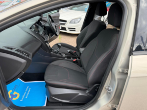2018 Ford Focus 1.0t Ecoboost St-Line Euro 6 (s/s) 5dr in Silver — image 4