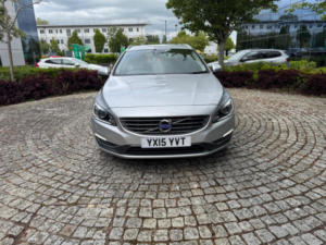 2015 Volvo V60 2.0 D4 Se Lux Nav Geartronic Euro 6 (s/s) 5dr in Silver — image 2