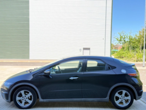 2006 Honda Civic 1.8 I-Vtec Se 5dr in Black — image 5