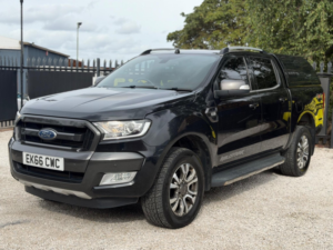 2016 Ford Ranger 3.2 Tdci Wildtrak Auto 4WD Euro 5 4dr in Black — image 3