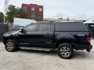 2016 Ford Ranger 3.2 Tdci Wildtrak Auto 4WD Euro 5 4dr in Black — image 4