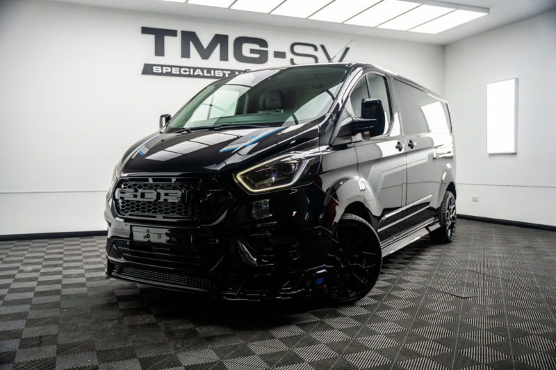 2019 Ford Transit Custom 2.0 300 Ransit Custim Rs Sport Limited Panel Van 5dr Diesel Manual L2 H1 Euro 6 (s/s) (130 Ps) in Black — image 1