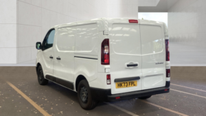 2023 Renault Trafic 2.0 Dci Blue Sl30 Advance Panel Van 5dr Diesel Manual L1 H1 Euro 6 130 Ps in White — image 4