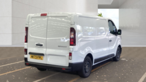 2023 Renault Trafic 2.0 Dci Blue Sl30 Advance Panel Van 5dr Diesel Manual L1 H1 Euro 6 130 Ps in White — image 5