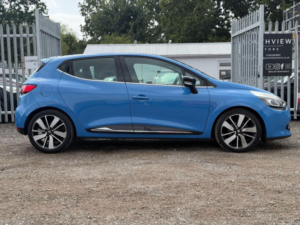 2016 Renault Clio 0.9 Tce Dynamique S Nav Euro 6 (s/s) 5dr in Blue — image 4