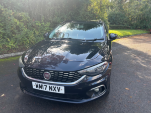 2017 Fiat Tipo 1.6 Multijetii Lounge Estate 5dr Diesel Manual Euro 6 (s/s) (120 Ps) in Black — image 2