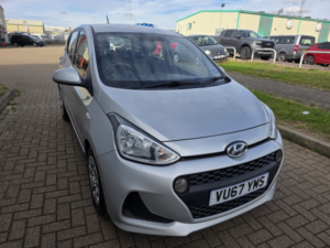 2017 Hyundai I10 1.2 I10 Se 1.2 My17 in Grey — image 2