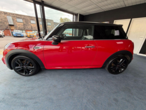 2020 MINI Hatch 1.5 Cooper Sport Euro 6 (s/s) 3dr in Red — image 6