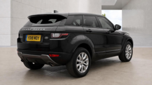 2018 Land Rover Range Rover Evoque 2.0 Td4 Se Tech Auto 4WD Euro 6 (s/s) 5dr in Black — image 4