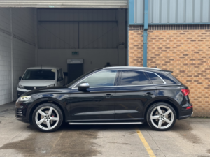 2018 Audi Sq5 3.0 Tfsi V6 SUV 5dr Petrol Tiptronic Quattro Euro 6 (s/s) (354 Ps) in Black — image 5