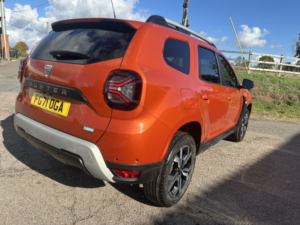 2021 Dacia Duster 1.0 Prestige Tce 100 Bi-Fuel 4x2 My22 in Orange — image 3