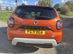 2021 Dacia Duster 1.0 Prestige Tce 100 Bi-Fuel 4x2 My22 in Orange — image 4