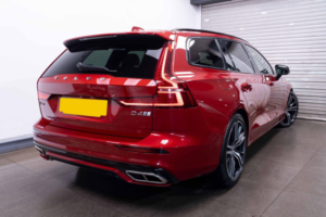 2019 Volvo V60 2.0 D4 R-Design Auto Euro 6 (s/s) 5dr in Red — image 6