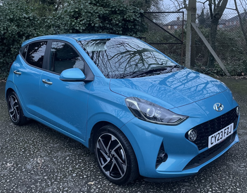 2023 Hyundai I10 1.2 I10 Prem 1.2 84ps AMT +tp My23 in Blue — image 1