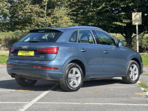 2017 Audi Q3 2.0t Fsi Quattro Sport 5dr Auto, Petrol, Blue + 1 Owner in Blue — image 3