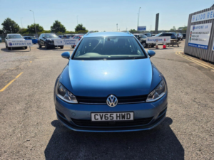 2015 Volkswagen Golf 1.6 Tdi Bluemotion Tech Se Euro 6 (s/s) 5dr in Blue — image 2