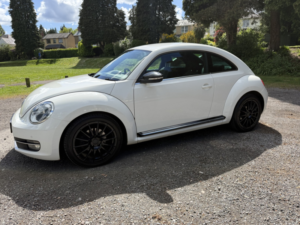 2013 Volkswagen Beetle 2.0 Tdi Sport in White — image 2