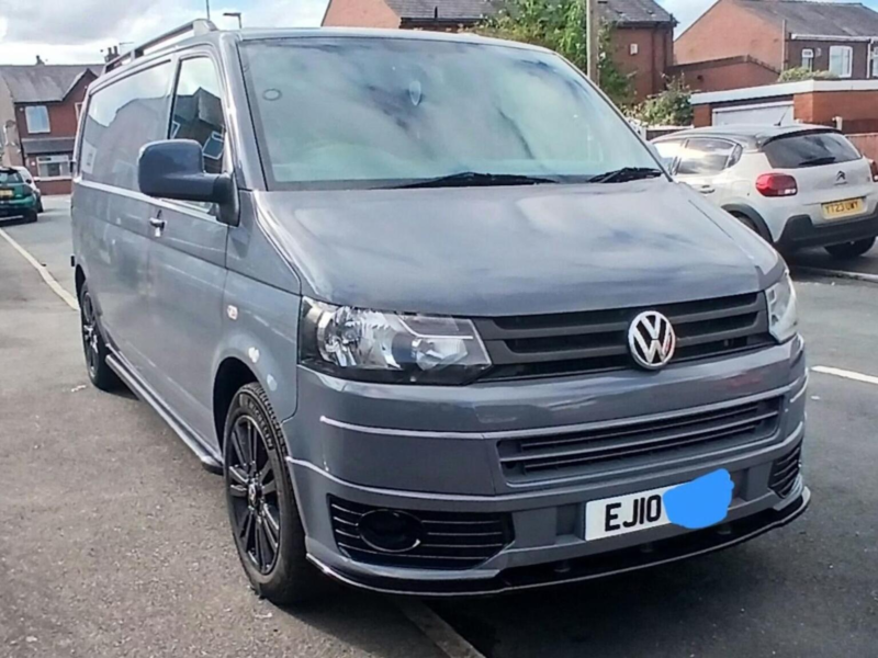 2010 Volkswagen Transporter in Grey — image 1