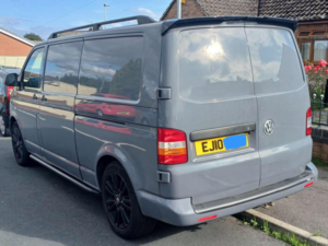 2010 Volkswagen Transporter in Grey — image 3