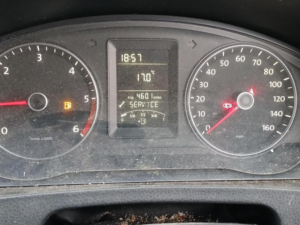 2010 Volkswagen Transporter in Grey — image 6