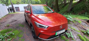 2022 MG MG Zs 72.6kwh Trophy Long Range Auto 5dr in Red — image 5